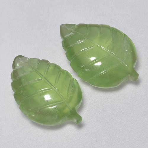 11.71天然绿色葡萄石，异形，16.3×11毫米，透明