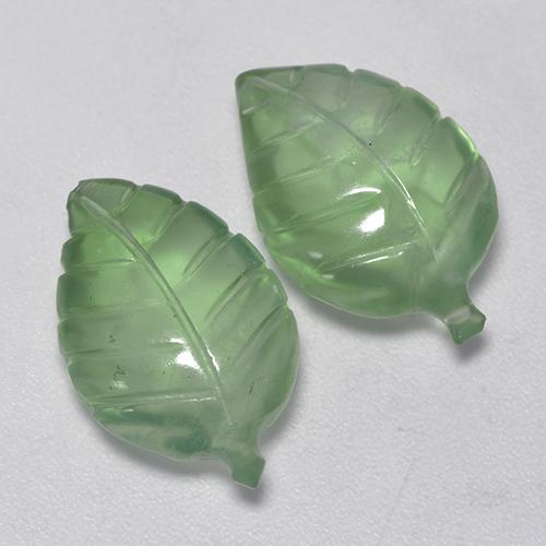 11.38天然绿色葡萄石，异形，17×10.7毫米，透明