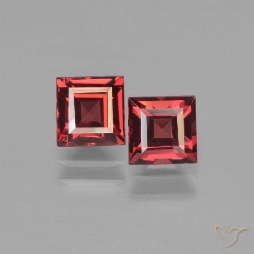 1.80天然红色镁铝榴石，方形，5×5毫米，VS