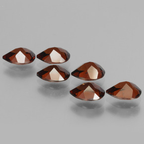 5.67克拉天然镁铝榴石，梨形，VS