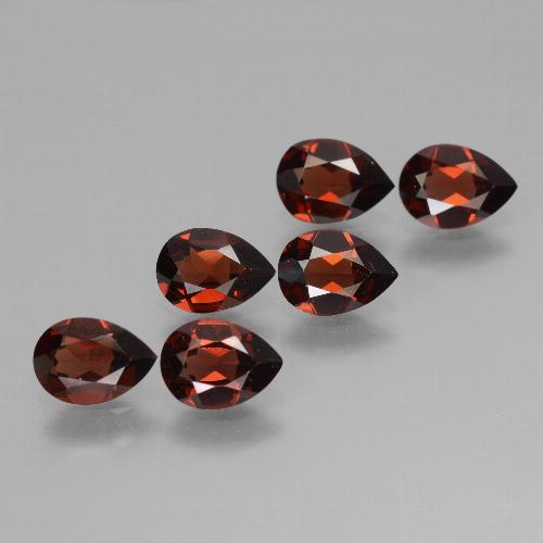 4.64天然红色镁铝榴石，梨形，7.1×5.1毫米，VVS-VS