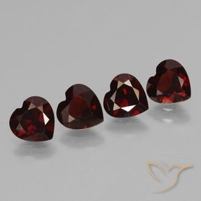 3.33天然红色镁铝榴石，心形，6.1×5.9毫米，VVS-VS