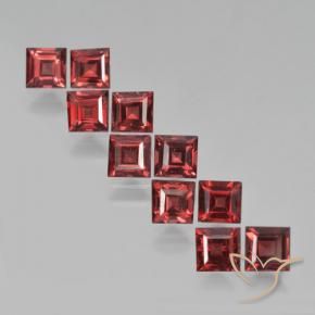 3.97天然红色镁铝榴石，方形，3.8×3.8毫米，VS
