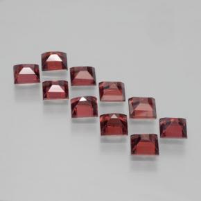 4.49天然红色镁铝榴石，方形，4×4毫米，VS