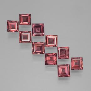 3.44天然红色镁铝榴石，方形，4×3.9毫米，VS