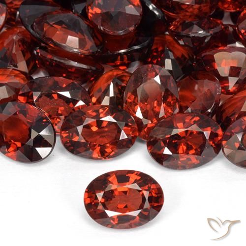 1.00ct 天然 猩红色 镁铝榴石石榴石, 椭圆形, VVS-VS