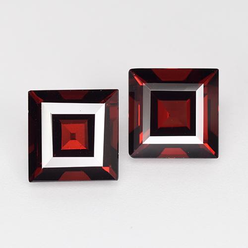 5.53天然红色镁铝榴石，方形，7.9×7.8毫米，VVS-VS