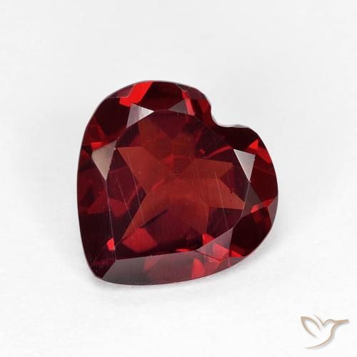 1.69ct 天然 深血红色 镁铝榴石石榴石, 心形, VVS