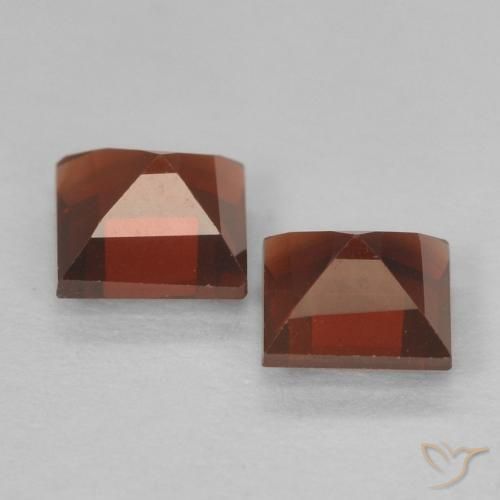 0.91天然红色镁铝榴石，方形，4.1×4.1毫米，VVS-VS