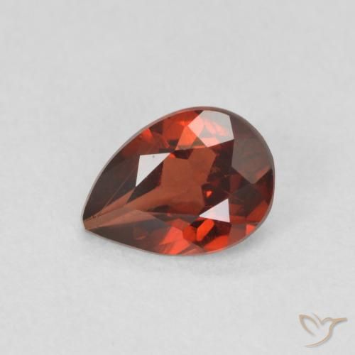 0.77ct 天然 暗红色 镁铝榴石石榴石, 梨形, VS