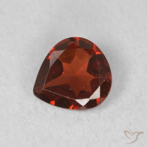 0.45ct 天然 中红 镁铝榴石石榴石, 梨形, VS