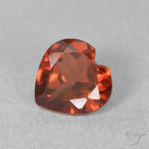 0.66ct 天然 中红 镁铝榴石石榴石, 心形, VS
