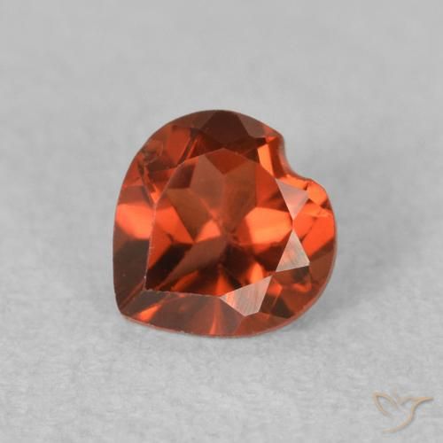 0.61ct 天然 糖果红 镁铝榴石石榴石, 心形, VVS-VS
