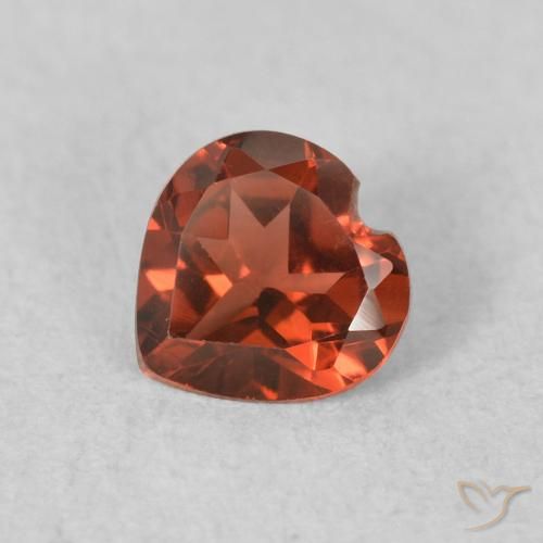 0.54ct 天然 亮红 镁铝榴石石榴石, 心形, VVS-VS