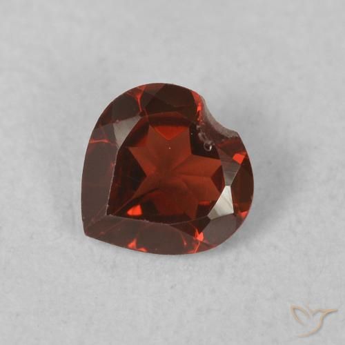 0.50ct 天然 中红 镁铝榴石石榴石, 心形, VVS-VS