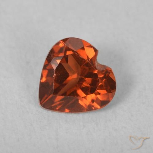 0.51ct 天然 糖果红 镁铝榴石石榴石, 心形, VVS-VS