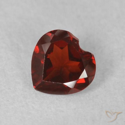 0.47ct 天然 梅洛红 镁铝榴石石榴石, 心形, VVS-VS