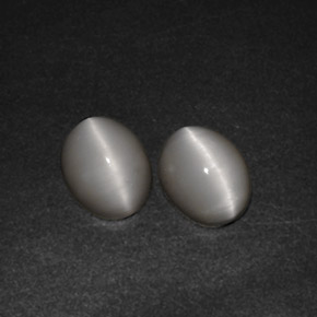 天然奶油色Quartz Cat's Eye，透明，10.2×8.1毫米，透明/半透明