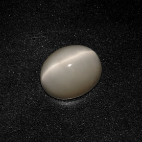 3.19克拉天然灰色Quartz Cat's Eye，椭圆形切割，10×8.1毫米，不透明