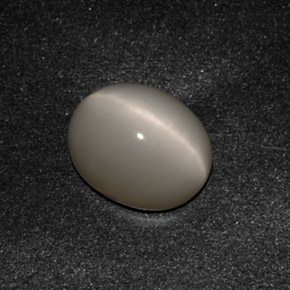 3.07克拉天然灰色Quartz Cat's Eye，椭圆形切割，10×8.2毫米，不透明