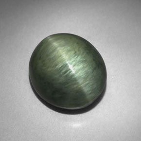 7.00克拉天然石英猫眼，椭圆形切割，不透明