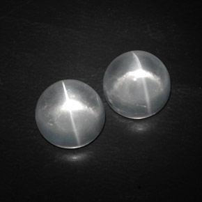 天然白色Quartz Cat's Eye，圆形切割，9.56毫米，透明
