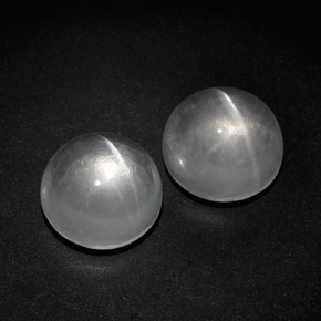 天然白色Quartz Cat's Eye，圆形切割，12.10毫米，透明