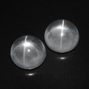9.41天然白色Quartz Cat's Eye，圆形切割，10.29毫米，透明
