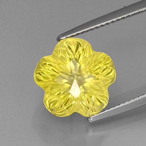 7.86克拉天然黄色石英，花形切工，12.4×12毫米，透明