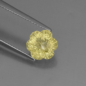 2.57克拉天然黄色石英，花形切工，8.2×7.9毫米，透明