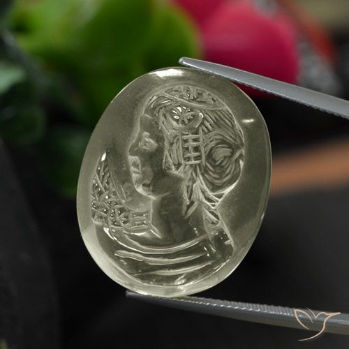 29.93ct 天然 淡黄色 石英, 椭圆形, 透明