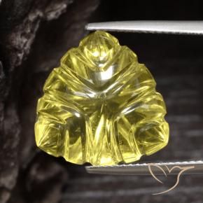 15.33克拉天然石英，胖三角形，透明