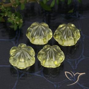 16.85克拉天然石英，花形切割，透明