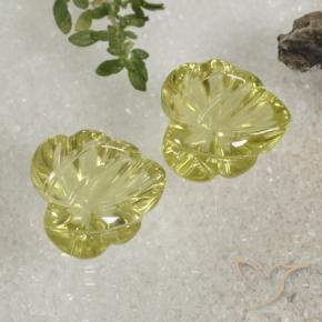 13.98克拉天然石英，花形切割，透明