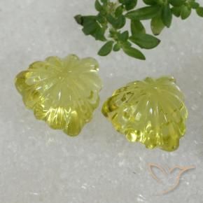 10.43克拉天然石英，胖三角形，透明