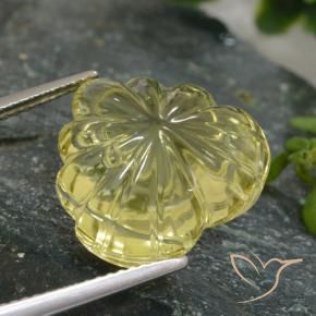 11.72克拉天然石英，花形切割，透明