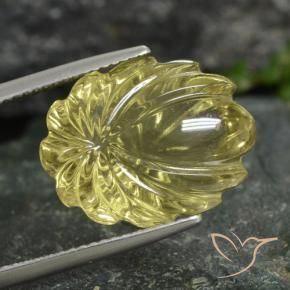 12.77克拉天然石英，花形切割，透明