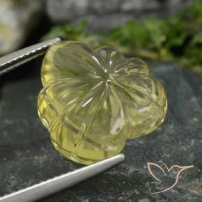 14.18克拉天然石英，花形切割，透明