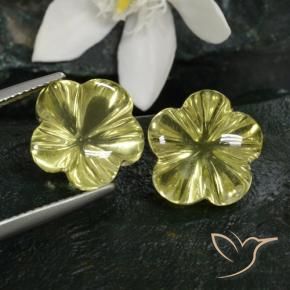 15.13克拉天然石英，花形切割，透明