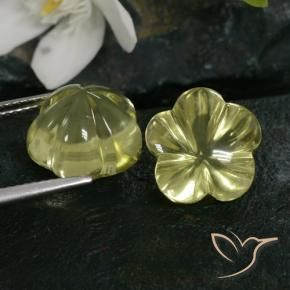 14.24克拉天然石英，花形切割，透明