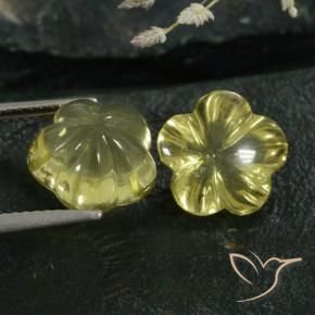 8.80克拉天然石英，花形切割，透明