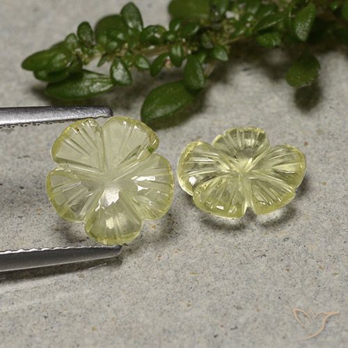 2.15ctw 天然 中黄色 石英, 花形切割, 透明