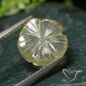 2.64克拉天然石英，花形切割，透明