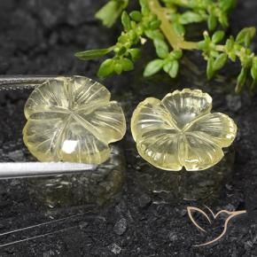 6.83克拉天然石英，花形切割，透明