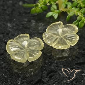 5.58克拉天然石英，花形切割，透明