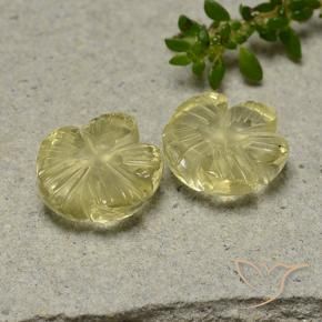 7.61克拉天然石英，花形切割，透明