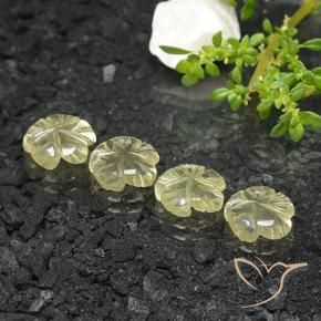 6.95克拉天然石英，花形切割，透明