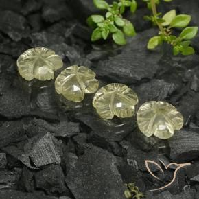 7.85克拉天然石英，花形切割，透明
