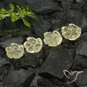 4.30克拉天然石英，花形切割，透明