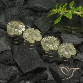 4.30克拉天然石英，花形切割，透明